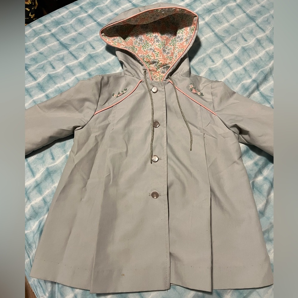Little girls vintage Weather Tamer hooded button up coat size 3